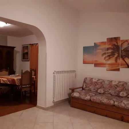 Ernesto * Villaggio Le Rocelle